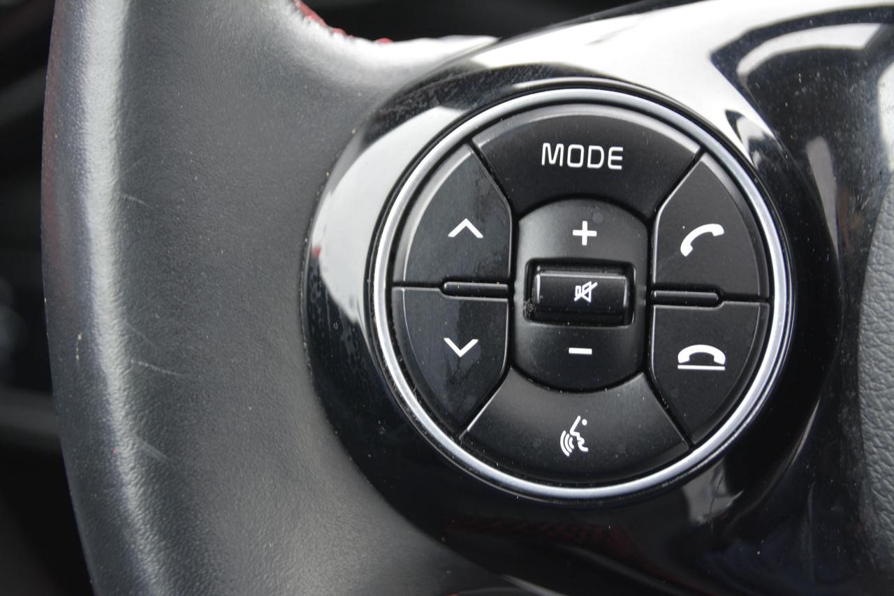 2022 Kia Soul GT-LINE Limited IVT Photo
