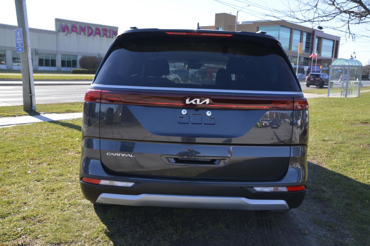 2023 Kia Carnival CARNIVAL LX Photo