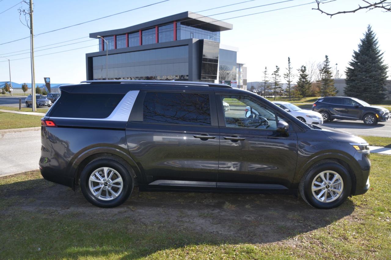 2023 Kia Carnival CARNIVAL LX Photo