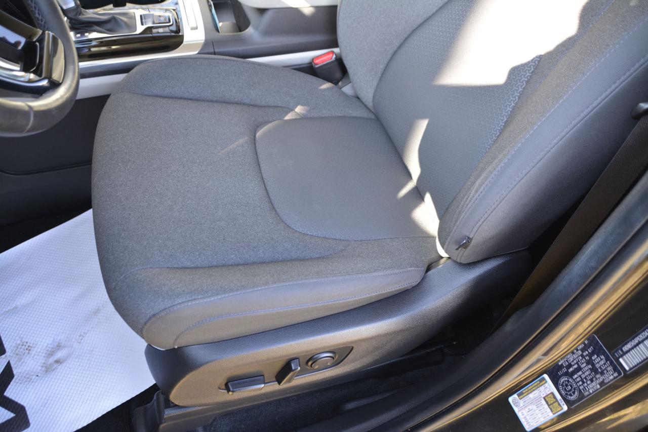 2023 Kia Carnival CARNIVAL LX Photo