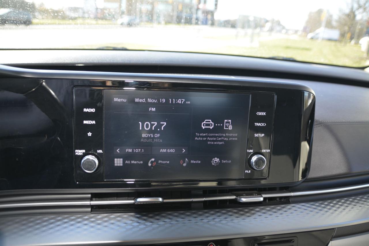 2023 Kia Carnival CARNIVAL LX Photo