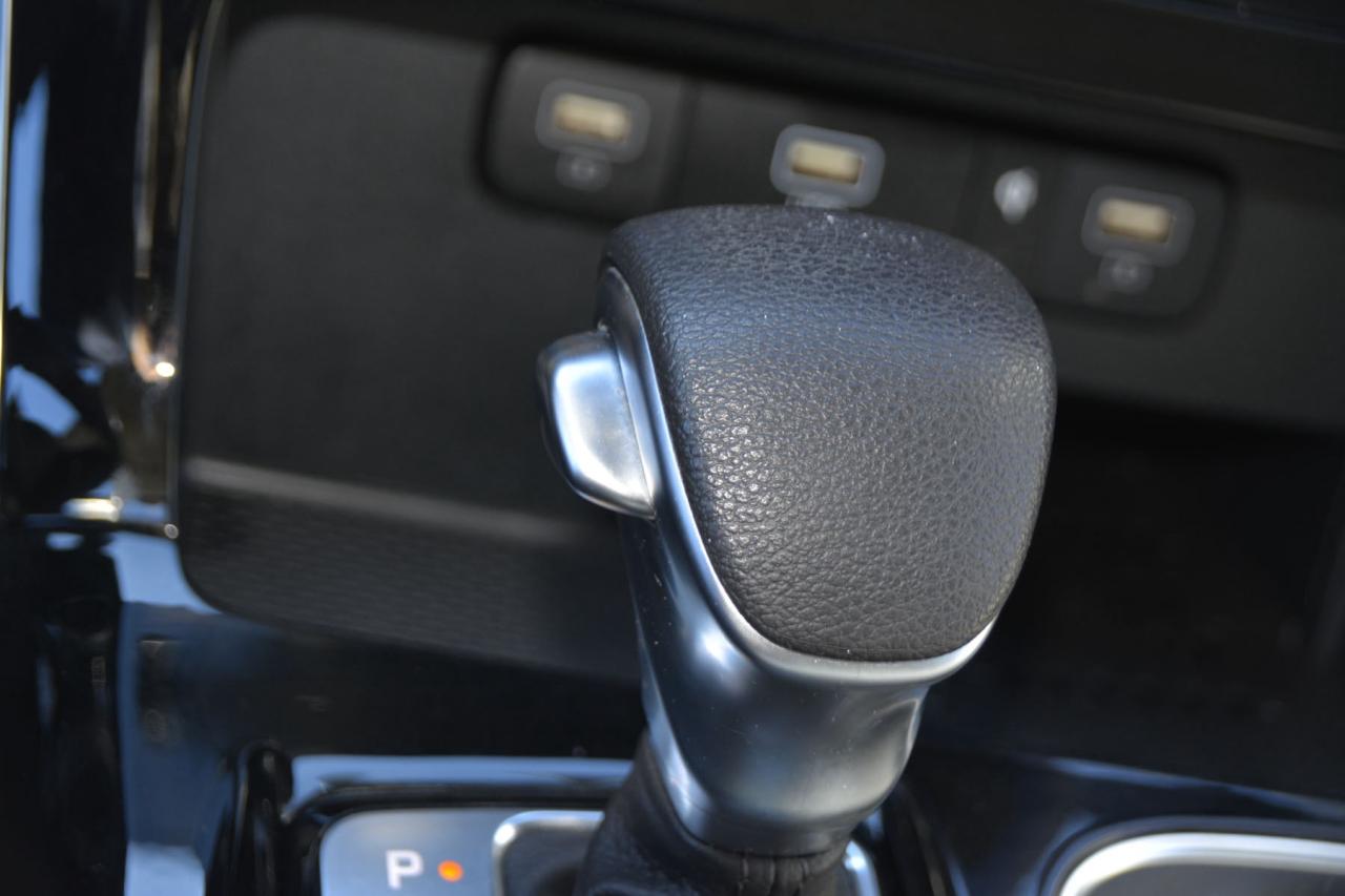 2023 Kia Carnival CARNIVAL LX Photo