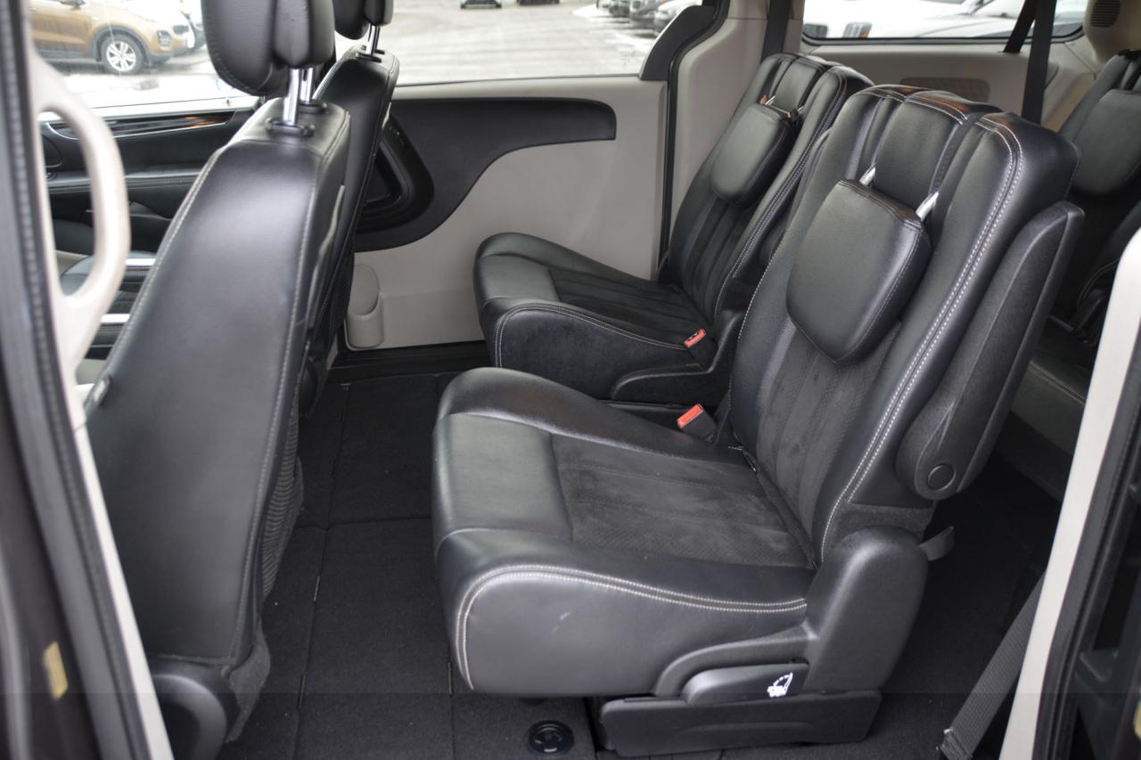 2014 Dodge Grand Caravan GRAND CARAVAN SE Photo