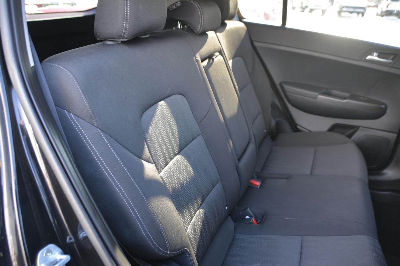 2021 Kia Sportage SPORTAGE LX Photo