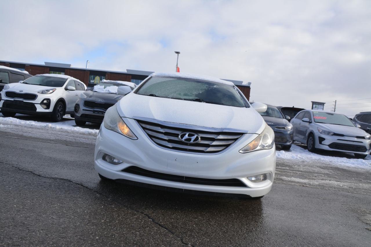 2011 Hyundai Sonata SONATA GLS Photo