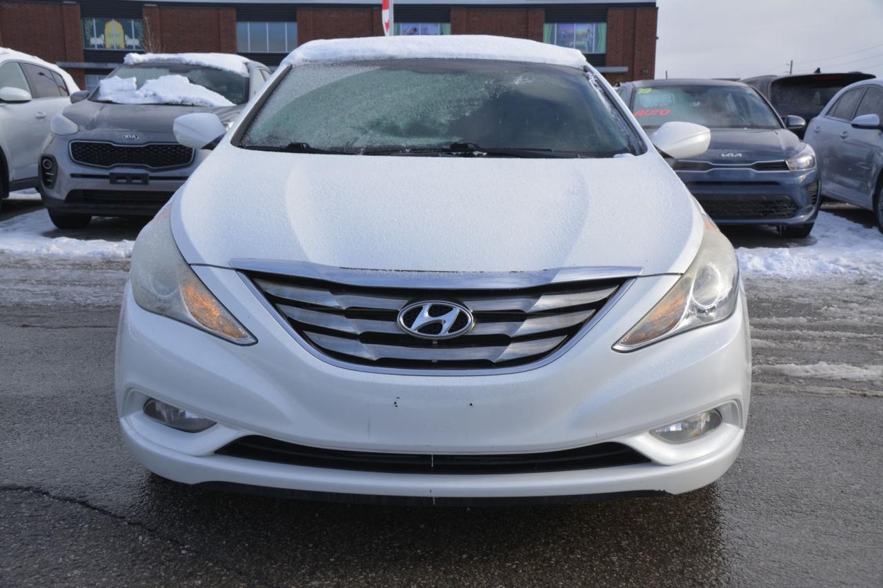 2011 Hyundai Sonata SONATA GLS Photo