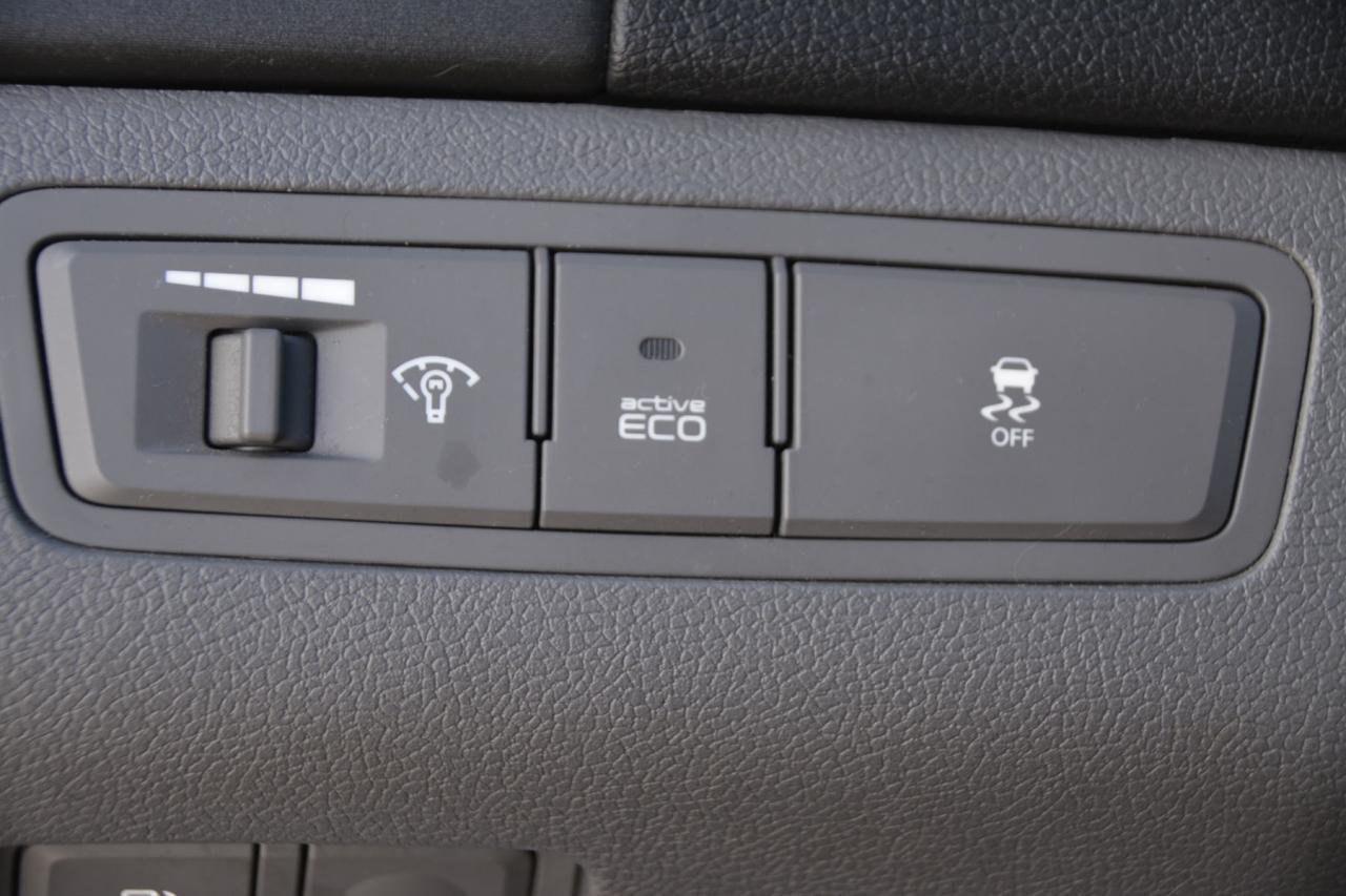 2011 Hyundai Sonata SONATA GLS Photo