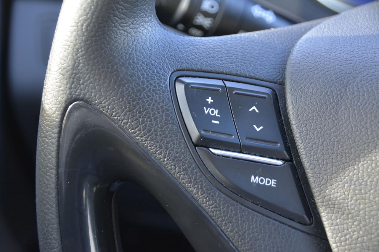 2011 Hyundai Sonata SONATA GLS Photo