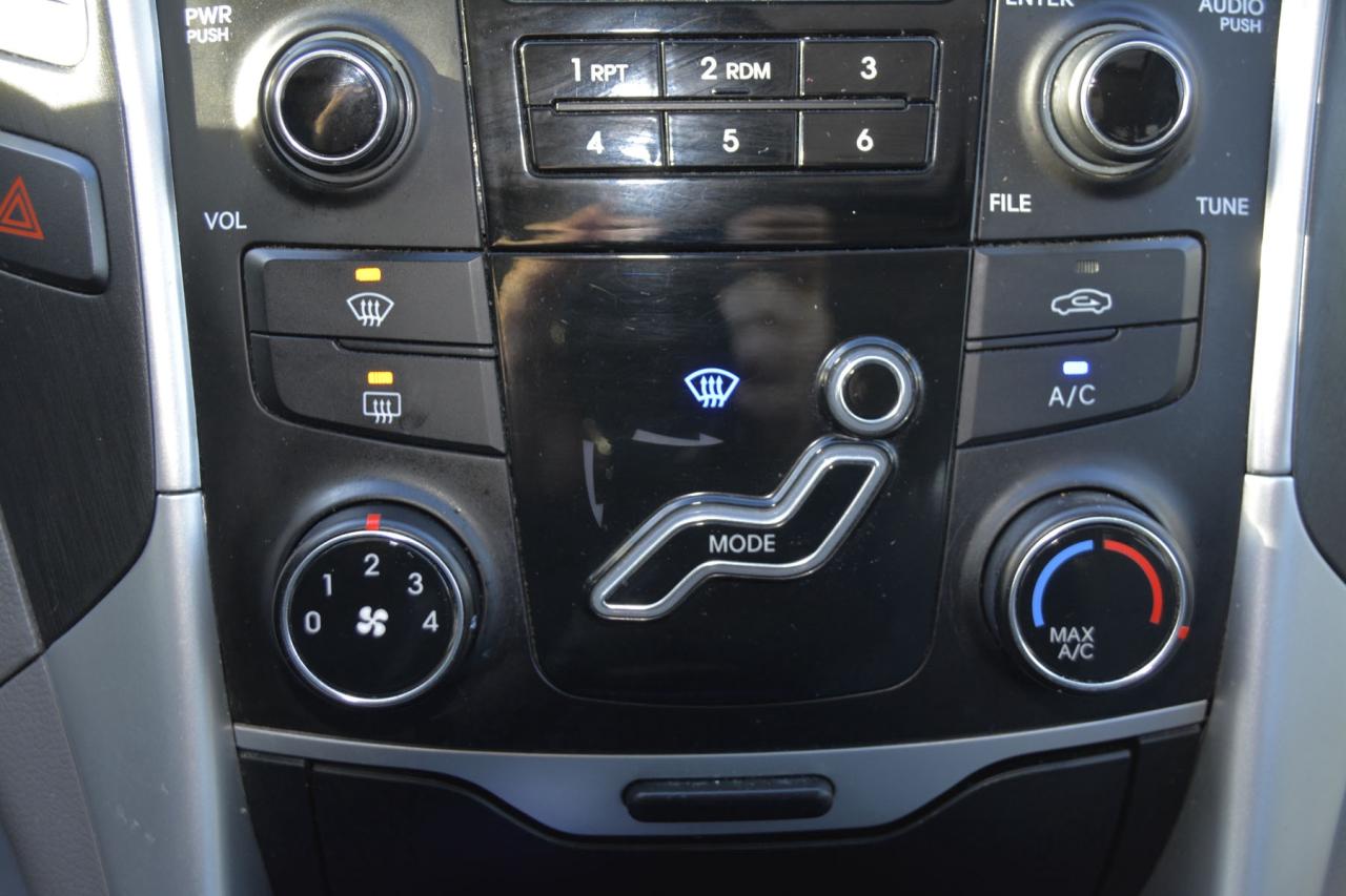 2011 Hyundai Sonata SONATA GLS Photo