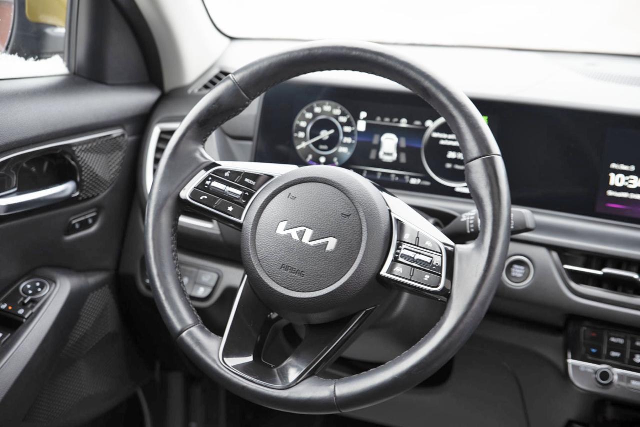 2024 Kia Seltos SELTOS EX Photo