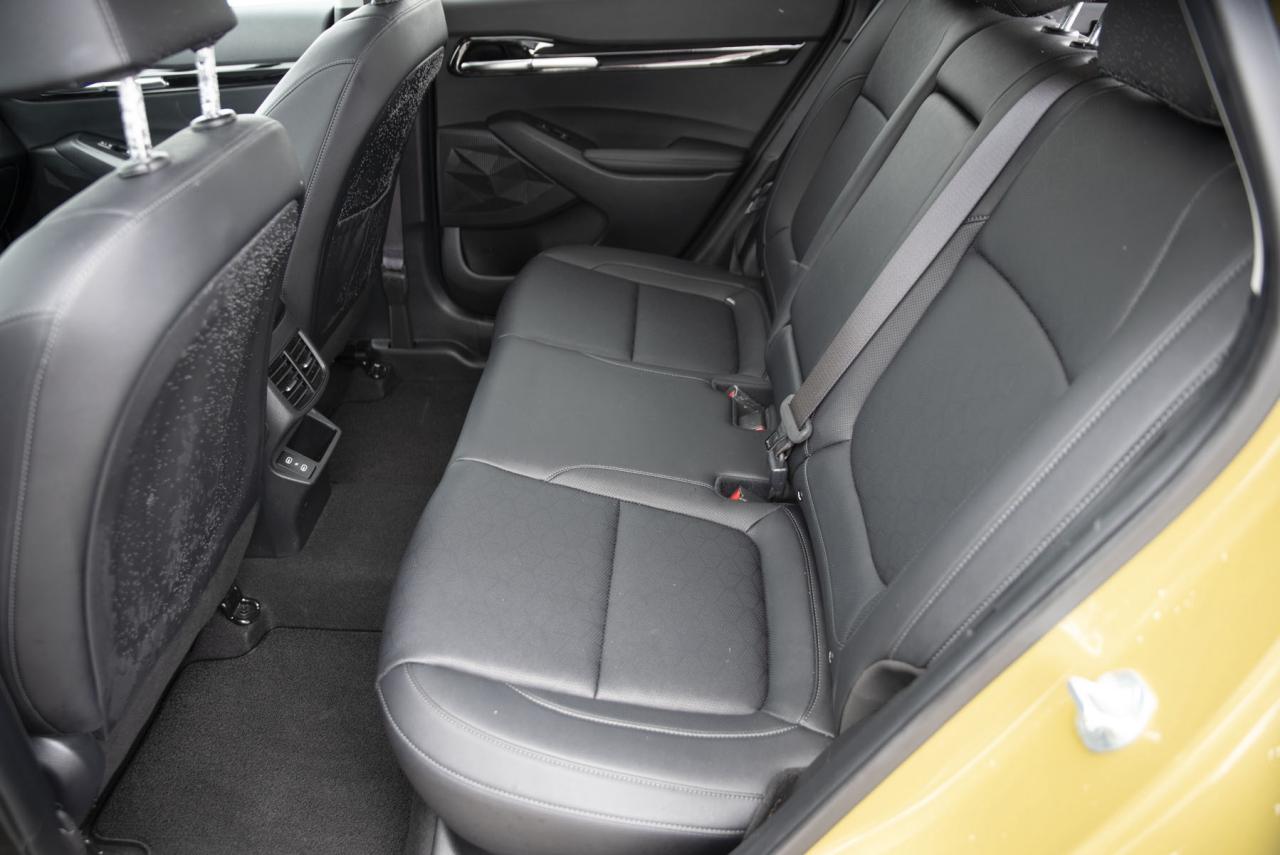 2024 Kia Seltos SELTOS EX Photo