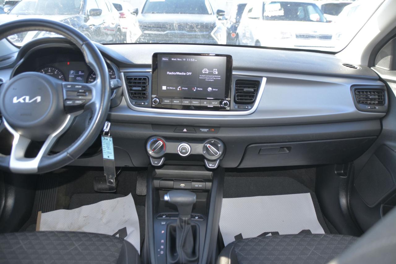 2023 Kia Rio 5-door RIO S Photo