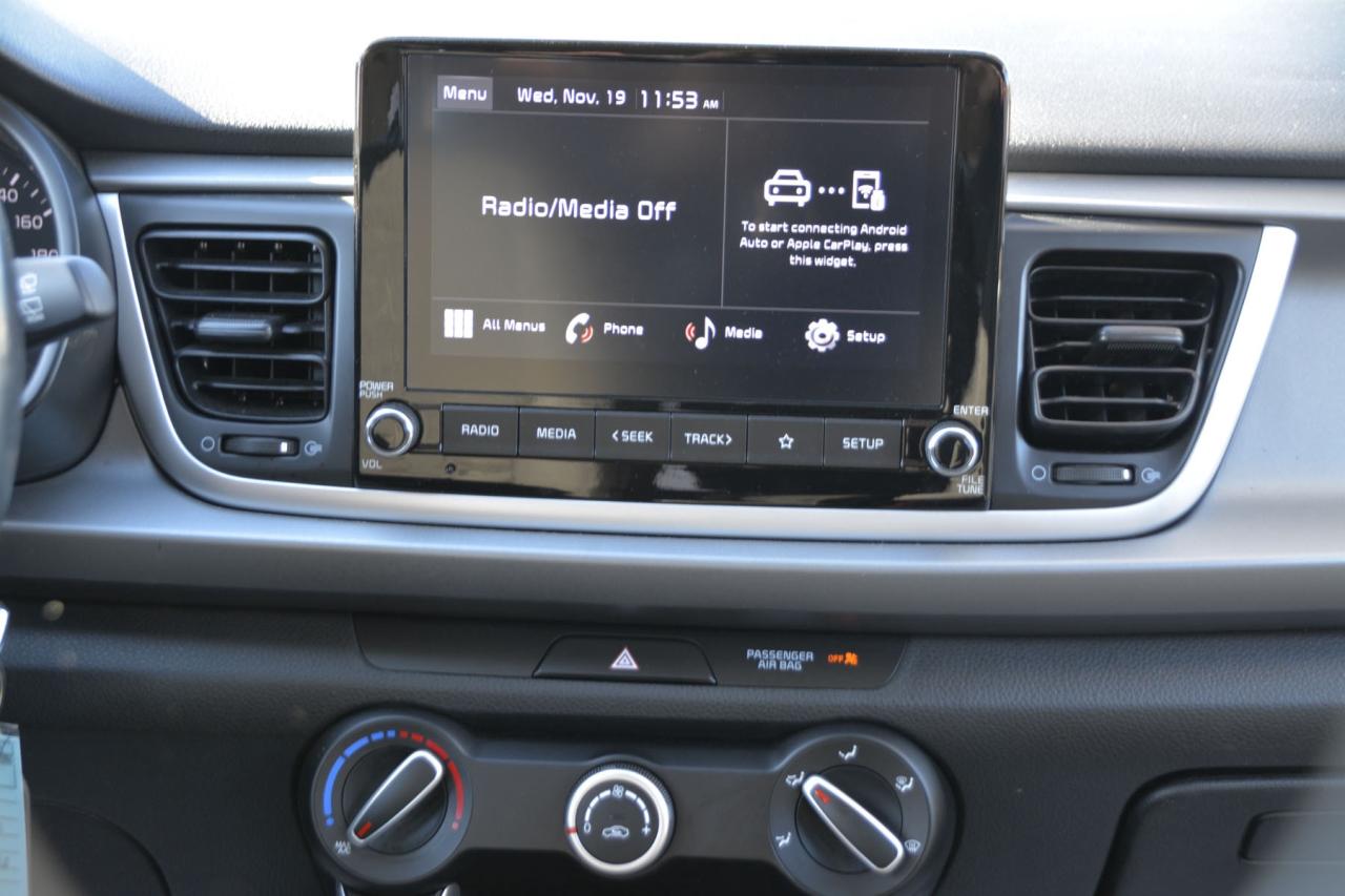 2023 Kia Rio 5-door RIO S Photo