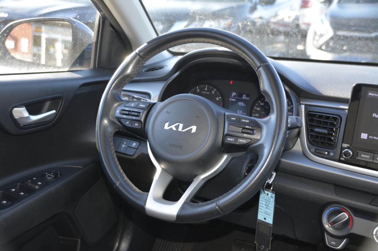 2023 Kia Rio 5-door RIO S Photo