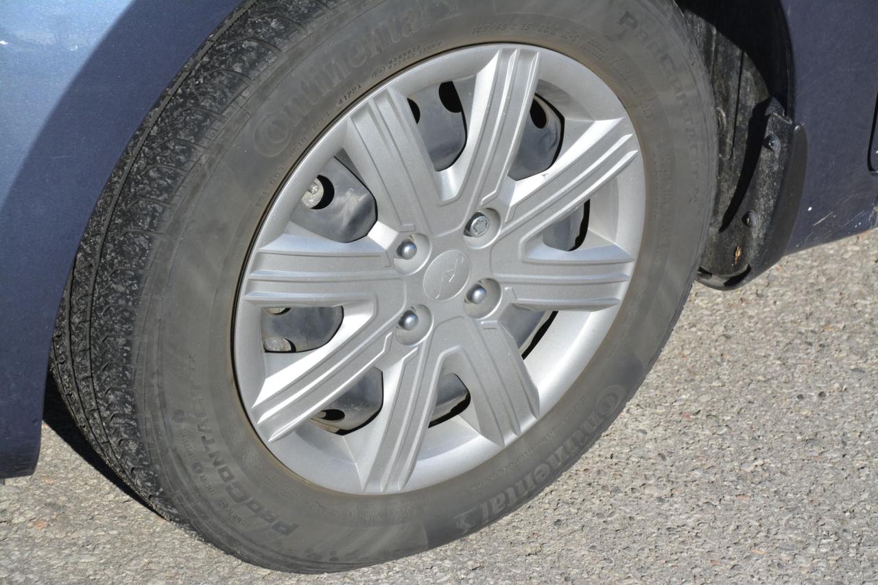 2023 Kia Rio 5-door RIO S Photo