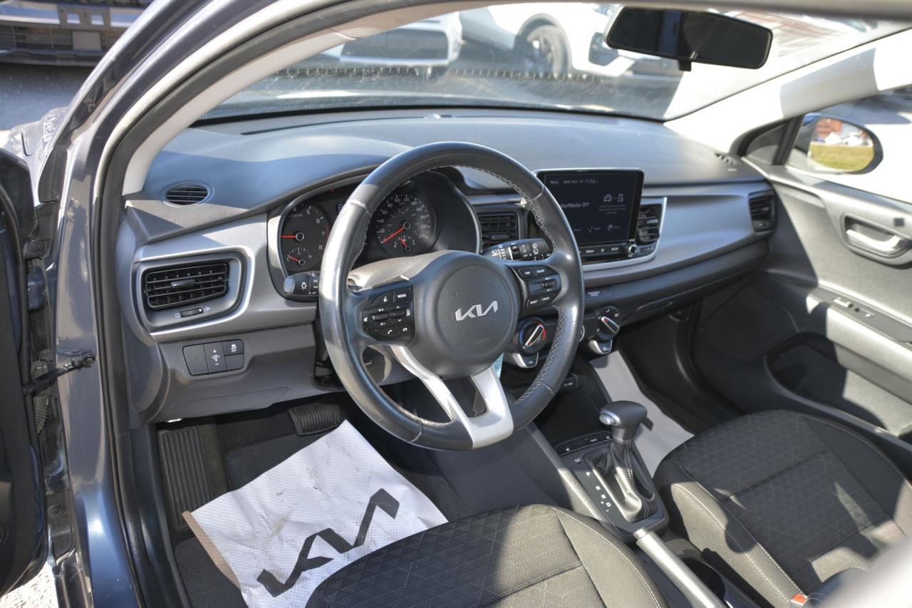 2023 Kia Rio 5-door RIO S Photo