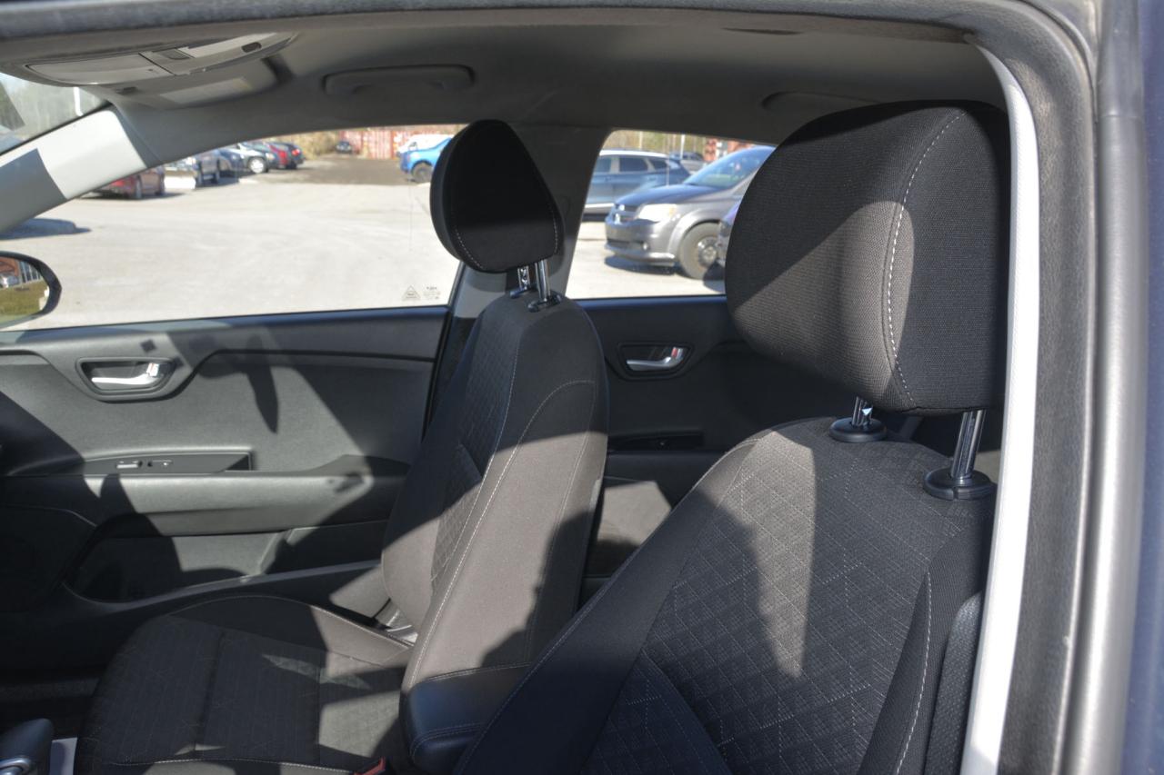 2023 Kia Rio 5-door RIO S Photo