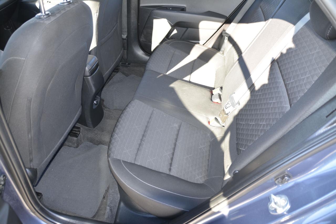 2023 Kia Rio 5-door RIO S Photo