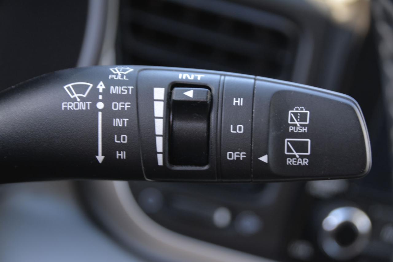 2023 Kia Rio 5-door RIO S Photo