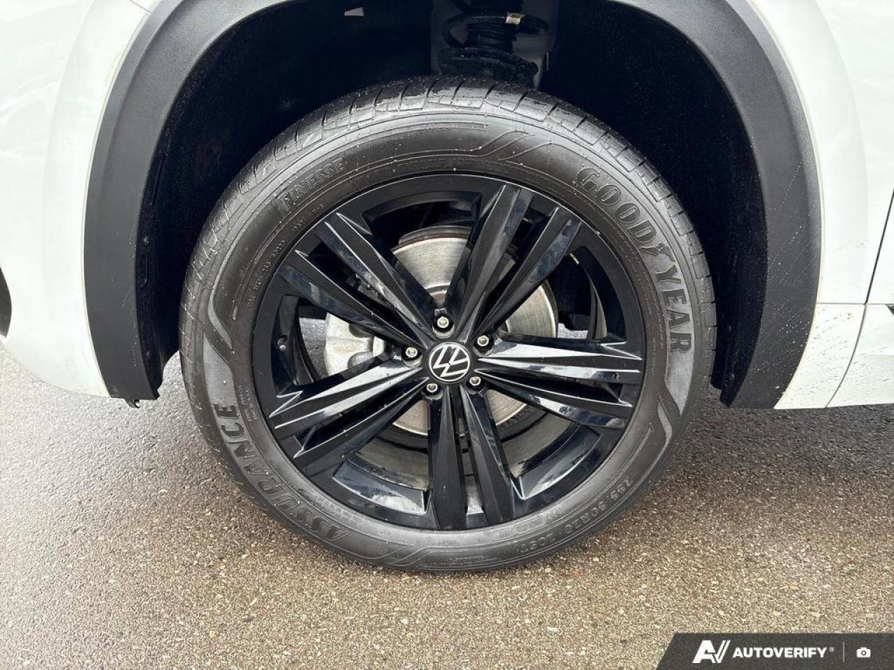 2023 Volkswagen Atlas Cross Sport Highline Photo