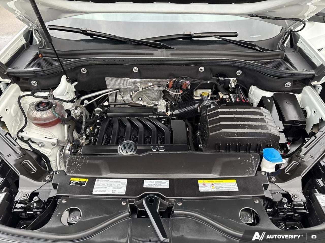 2023 Volkswagen Atlas Cross Sport Highline Photo