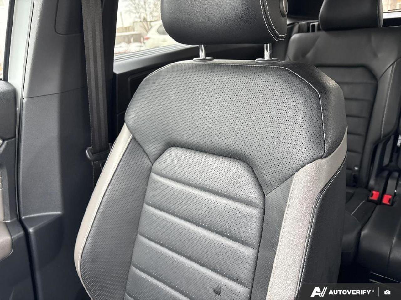 2023 Volkswagen Atlas Cross Sport Highline Photo