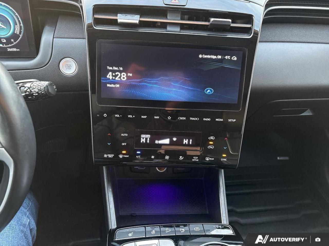 2023 Hyundai Tucson Hybrid Luxury Photo