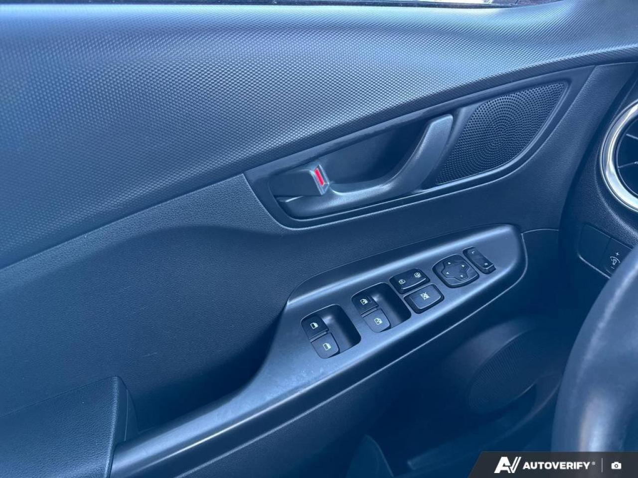 2022 Hyundai KONA Preferred   BLIND SPOT   CARPLAY   HEATED SEATS Photo