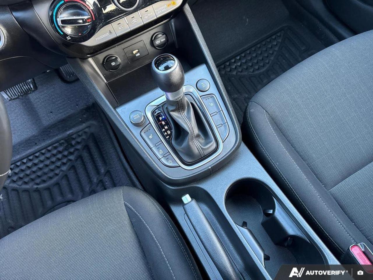 2022 Hyundai KONA Preferred   BLIND SPOT   CARPLAY   HEATED SEATS Photo