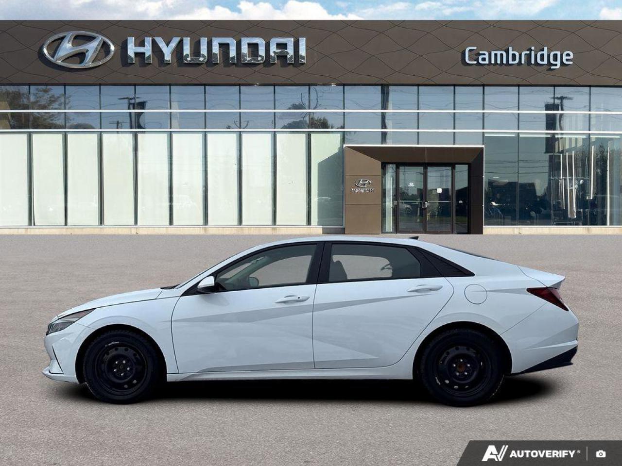 2022 Hyundai Elantra Preferred Photo