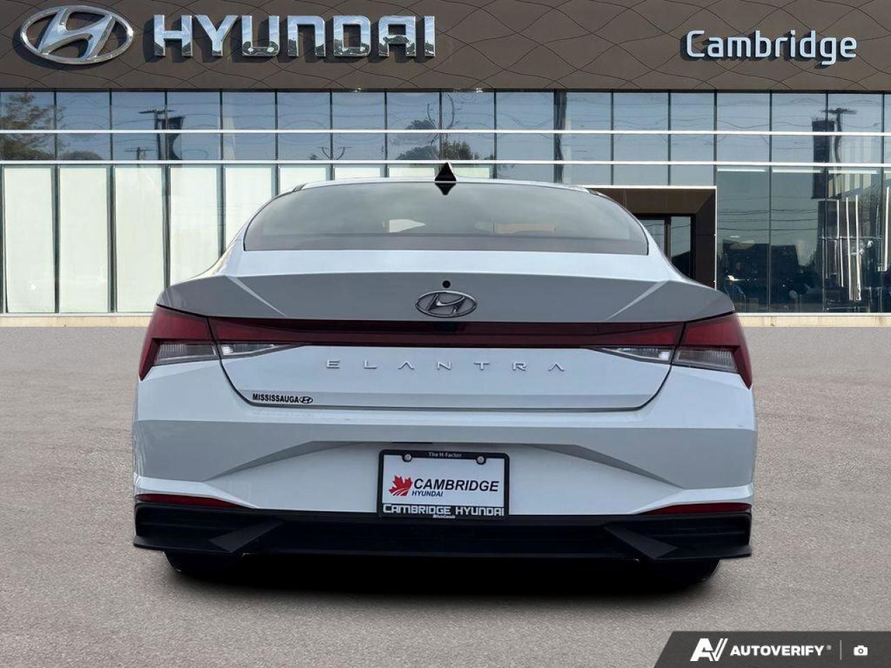 2022 Hyundai Elantra Preferred Photo