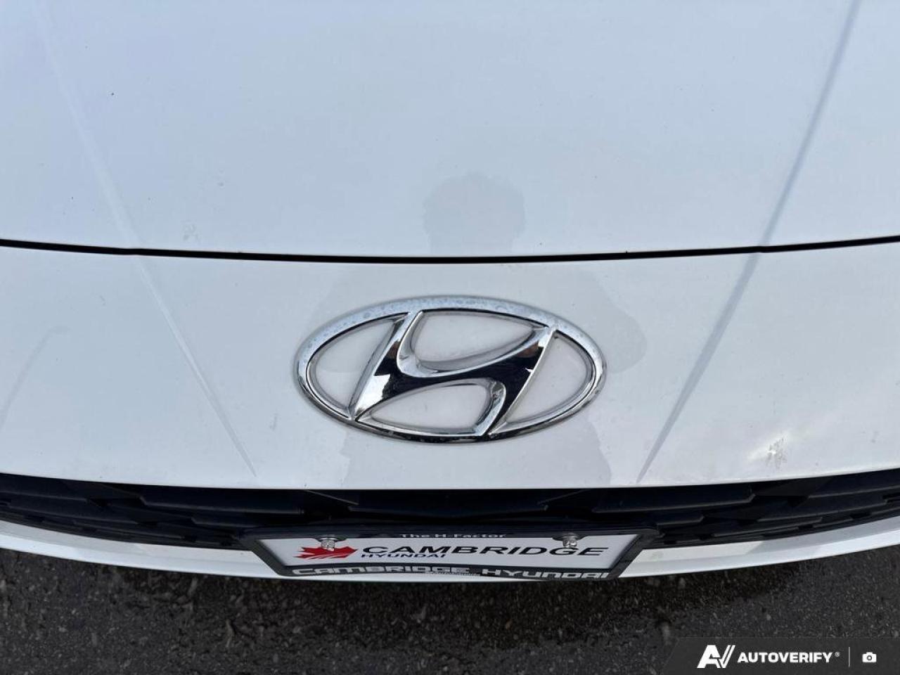 2022 Hyundai Elantra Preferred Photo