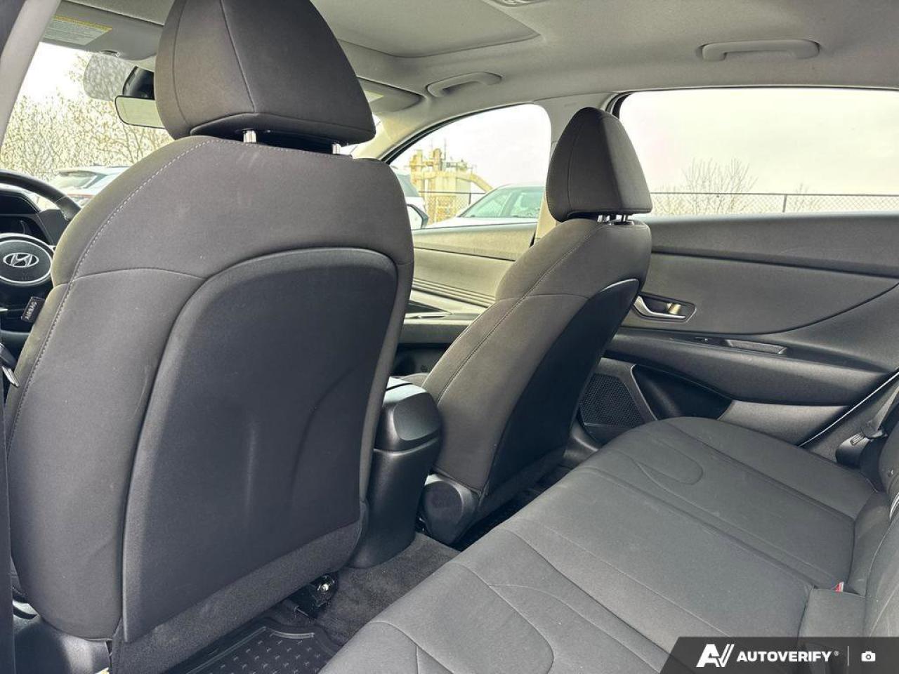 2022 Hyundai Elantra Preferred Photo