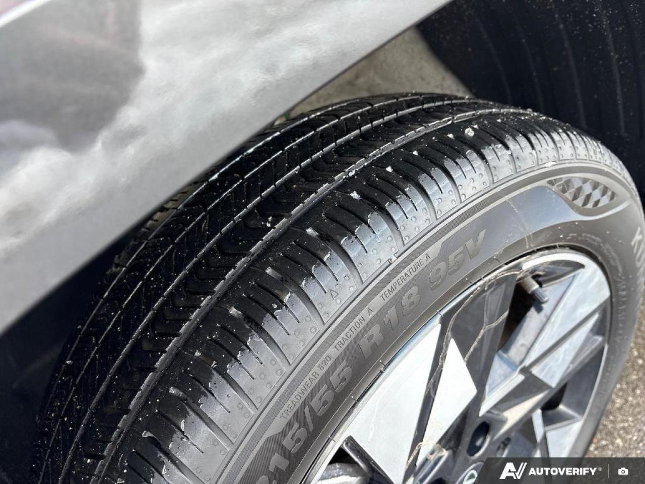 2025 Hyundai KONA Preferred Trend Package   Power Sunroof   Leather Photo