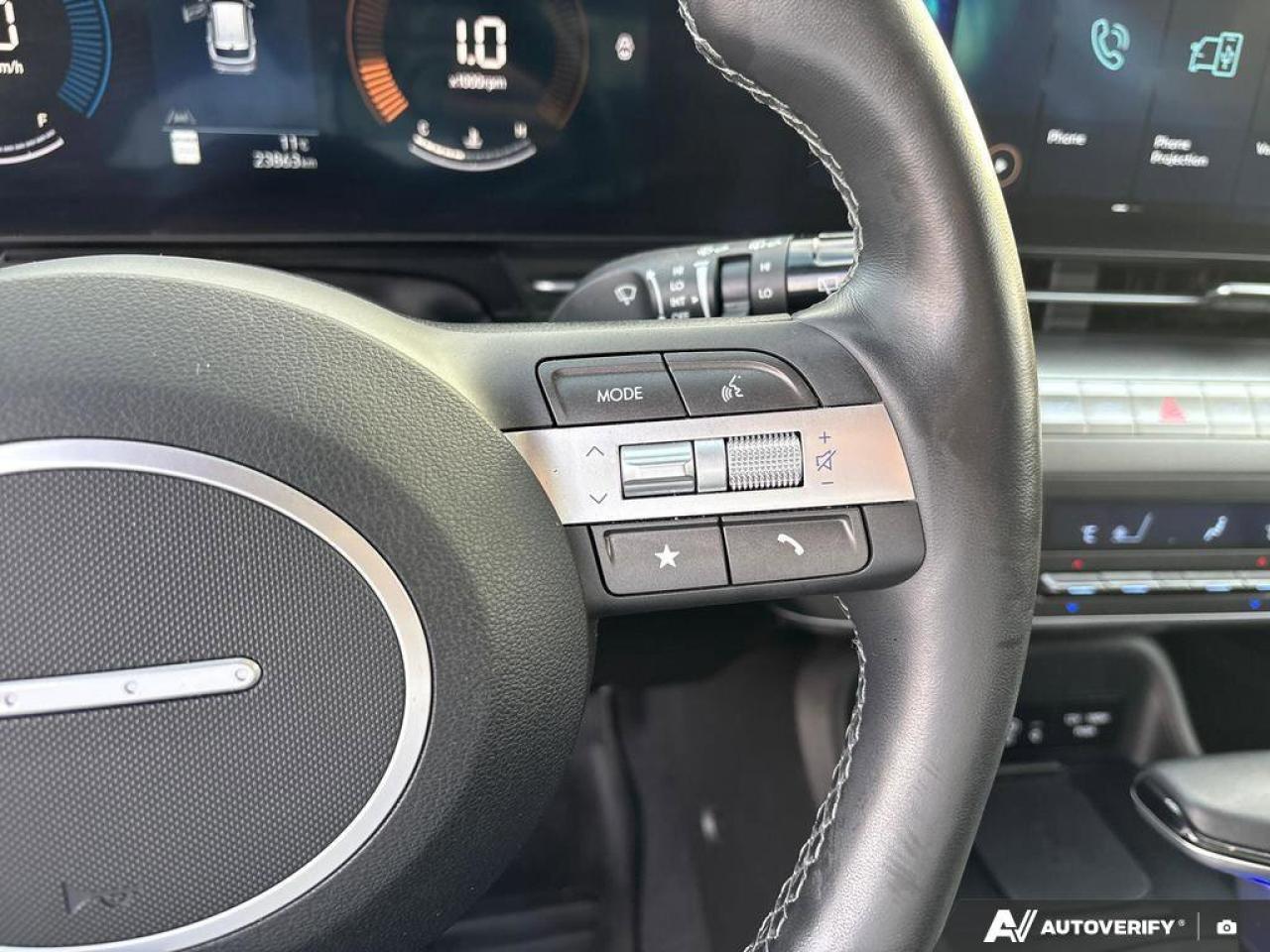 2025 Hyundai KONA Preferred Trend Package   Power Sunroof   Leather Photo