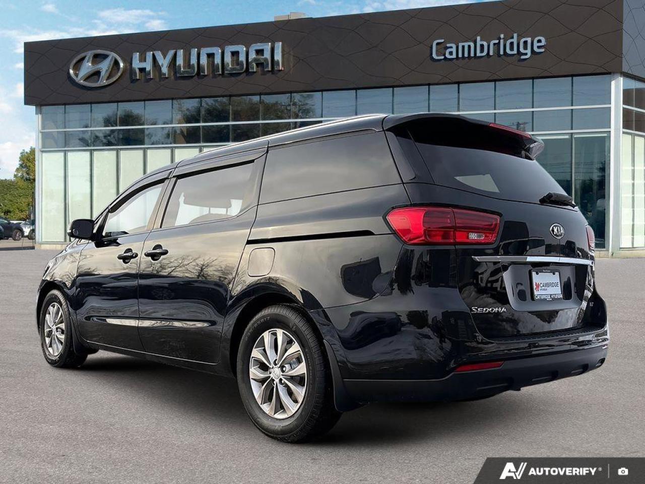 2019 Kia Sedona LX   8 Passenger   Slide and Stow 2nd Row   CarPla Photo