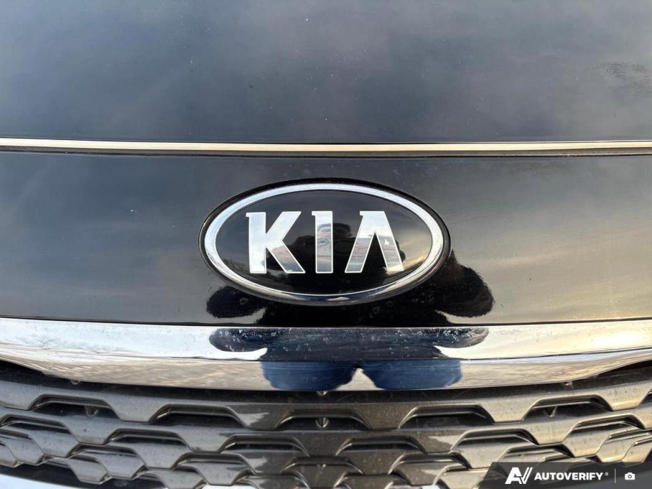 2019 Kia Sedona LX   8 Passenger   Slide and Stow 2nd Row   CarPla Photo
