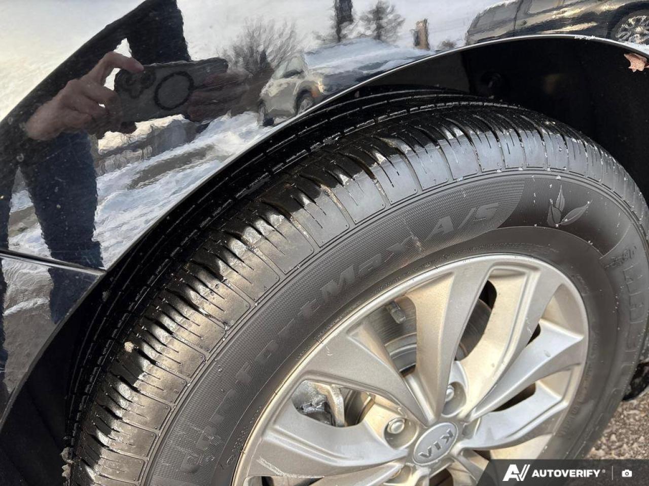 2019 Kia Sedona LX   8 Passenger   Slide and Stow 2nd Row   CarPla Photo