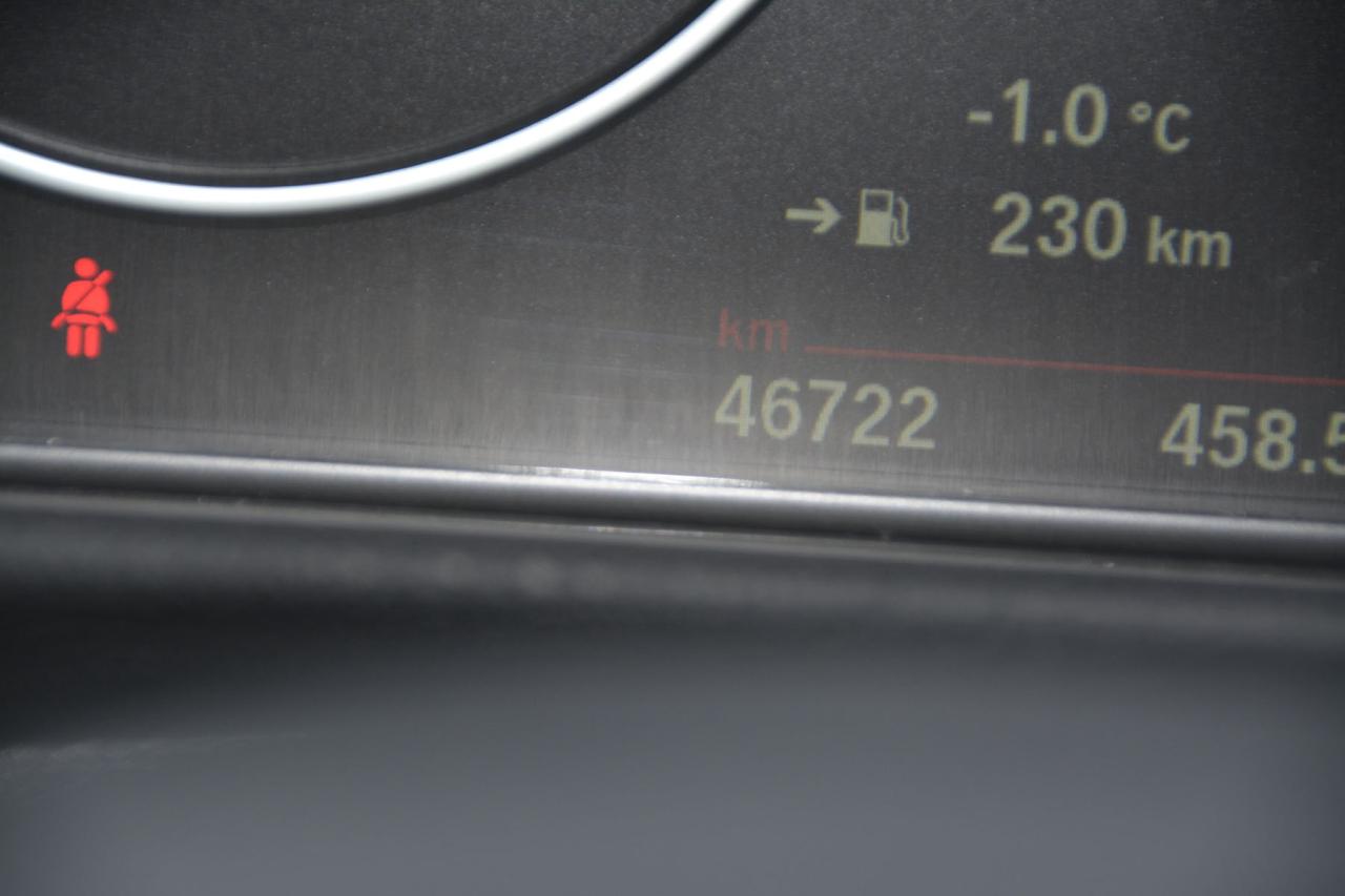 2018 BMW 3 Series 2018 BMW 330X Photo