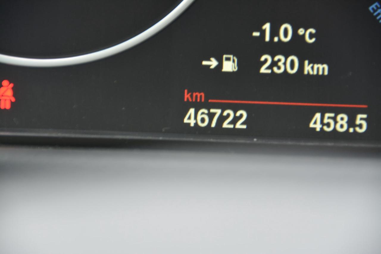 2018 BMW 3 Series 330i xDrive Photo