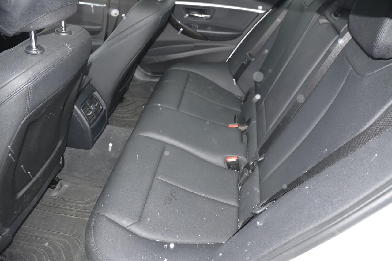 2018 BMW 3 Series 330i xDrive Photo