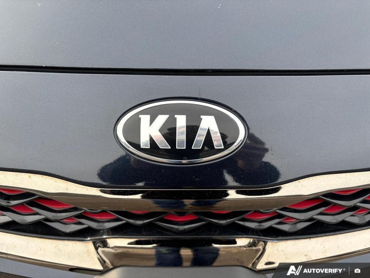 2020 Kia Forte5 GT   CLEAN CARFAX   HEATED AND VENTILATED  SPORT B Photo