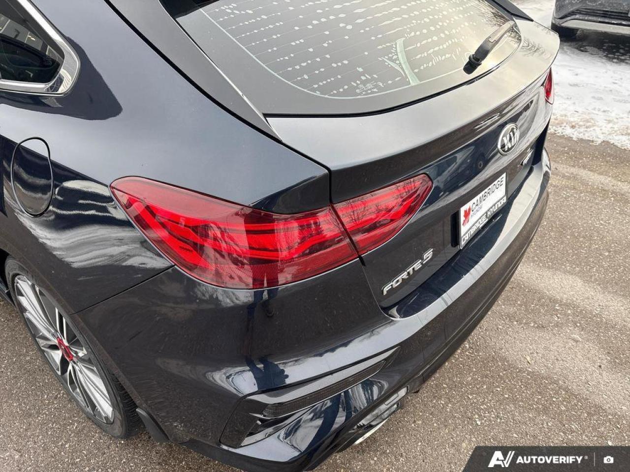 2020 Kia Forte5 GT   CLEAN CARFAX   HEATED AND VENTILATED  SPORT B Photo