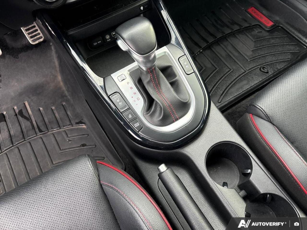 2020 Kia Forte5 GT   CLEAN CARFAX   HEATED AND VENTILATED  SPORT B Photo