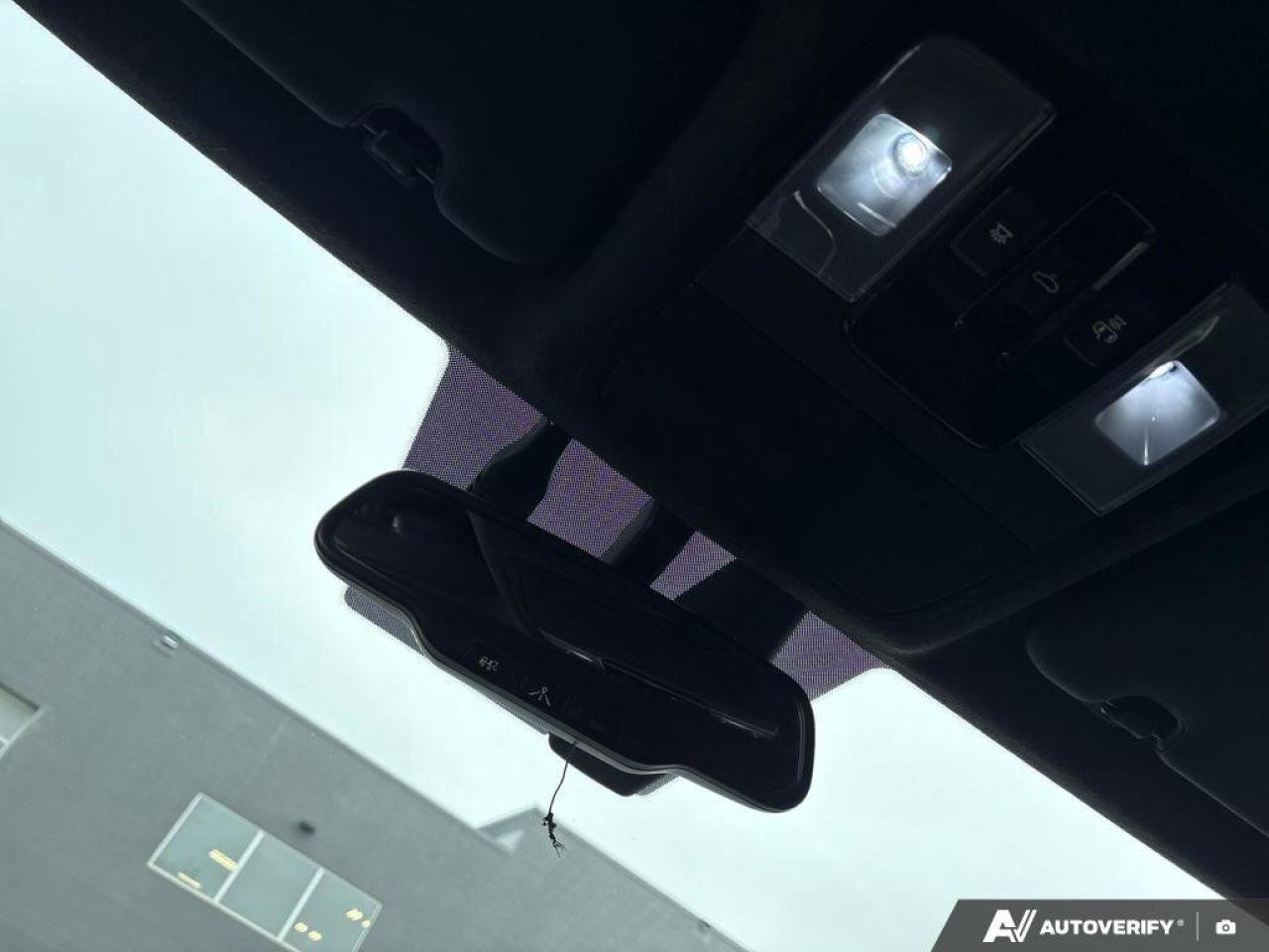 2020 Kia Forte5 GT   CLEAN CARFAX   HEATED AND VENTILATED  SPORT B Photo