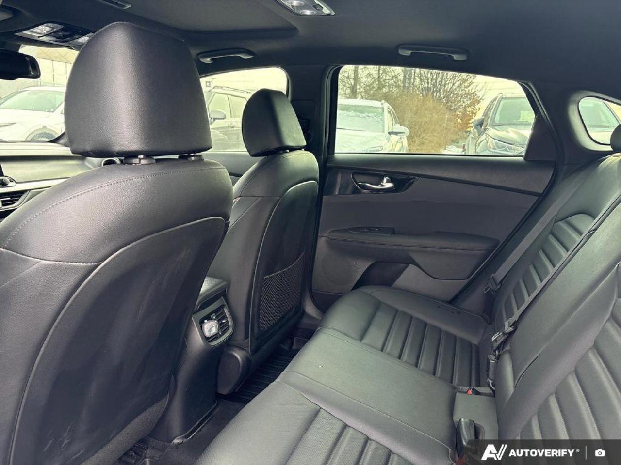 2020 Kia Forte5 GT   CLEAN CARFAX   HEATED AND VENTILATED  SPORT B Photo