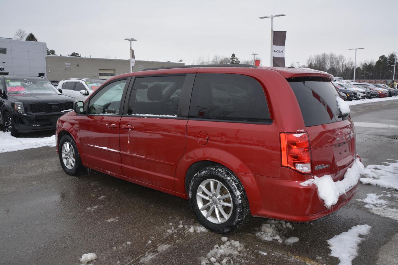 2016 Dodge Grand Caravan GRAND CARAVAN SE Photo