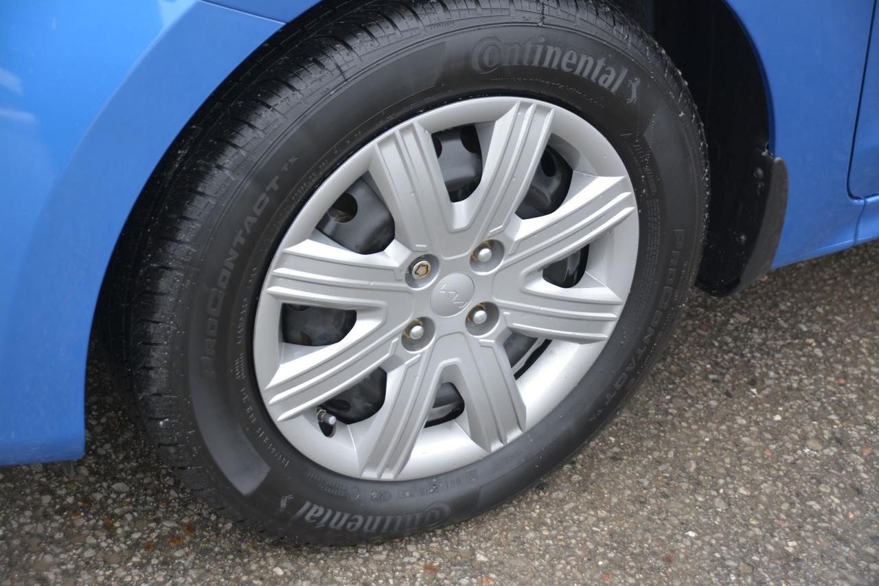 2022 Kia Rio 5-door LX+ IVT Photo
