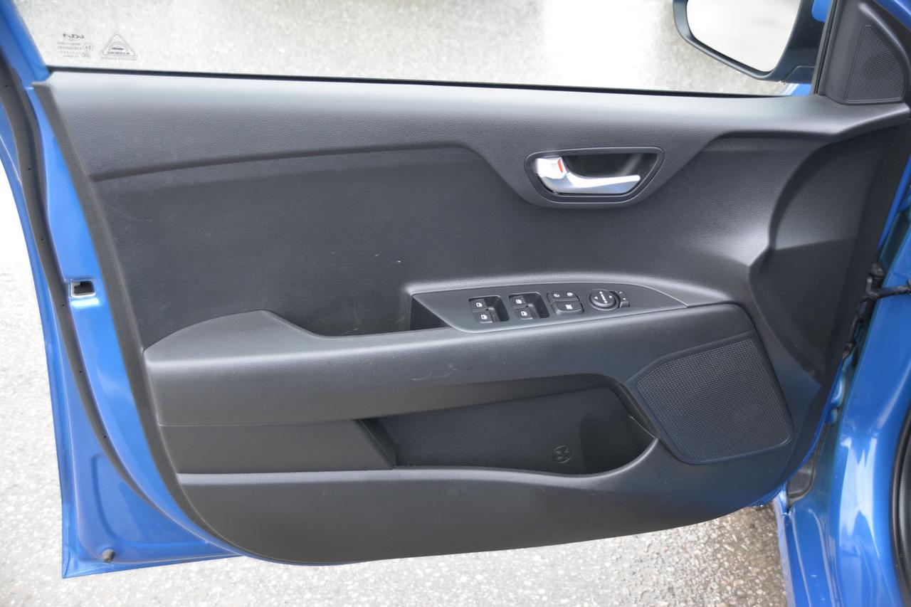 2022 Kia Rio 5-door LX+ IVT Photo