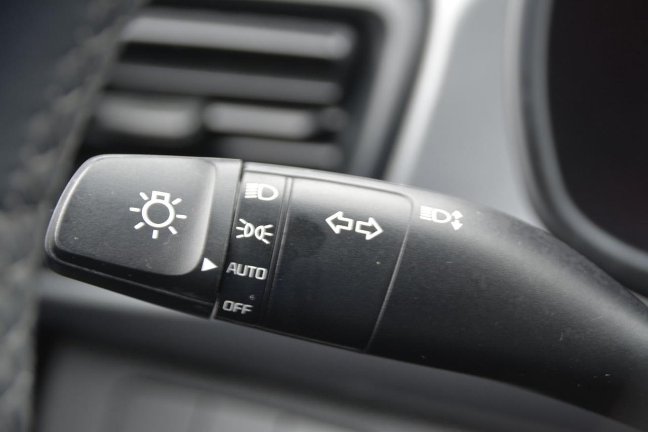 2022 Kia Rio 5-door LX+ IVT Photo
